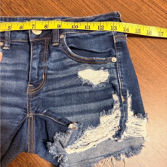 American Eagle Outfitters Dark Blue Distressed Denim Shorts - Picture 4 of 5